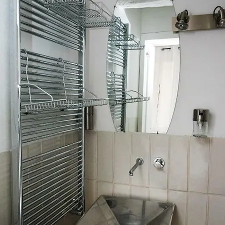 La Casa In Camollia アパート シエーナ